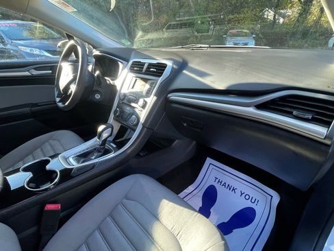 Used 2015 Ford Fusion S image 27