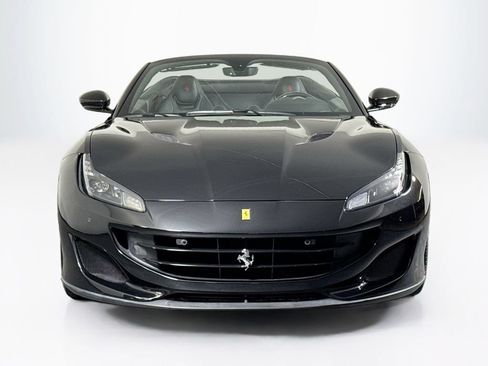 Certified 2019 Ferrari Portofino RWD image 12