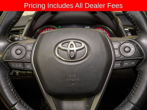 Used 2023 Toyota Camry XSE FWD image 17