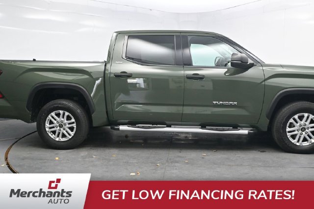 Used 2022 Toyota Tundra SR5 AWD/4WD image 9