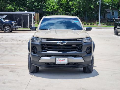 Certified 2024 Chevrolet Colorado Trail Boss w/ Technology Package AWD/4WD image 6