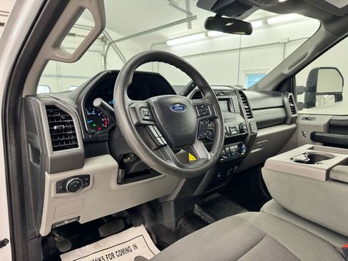 Used 2020 Ford F250 XL w/ STX Appearance Package AWD/4WD image 12