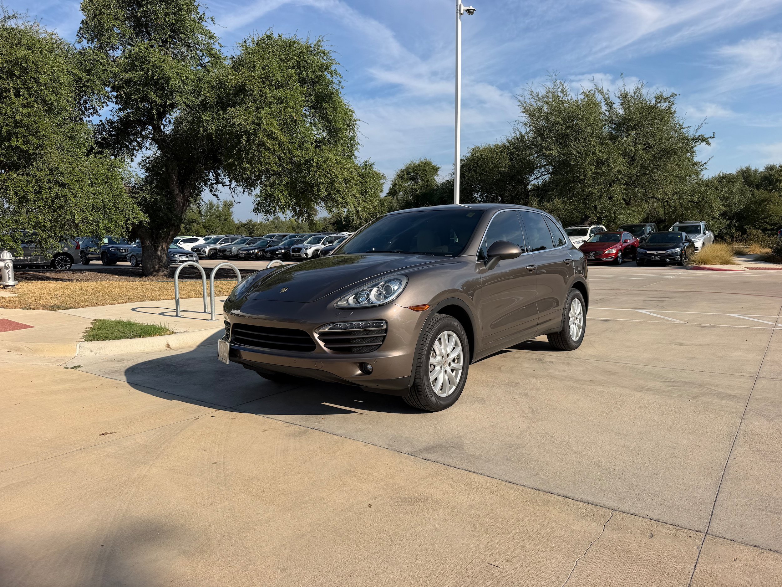 Used 2012 Porsche Cayenne AWD/4WD image 2
