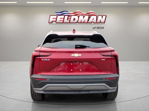 Used 2024 Chevrolet Blazer EV LT AWD/4WD image 4
