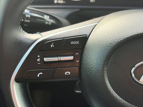 Used 2022 Hyundai Sonata SEL w/ Convenience Package FWD image 18
