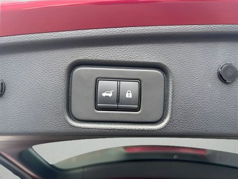 Used 2023 Nissan Pathfinder SL w/ SL Premium Package AWD/4WD image 39