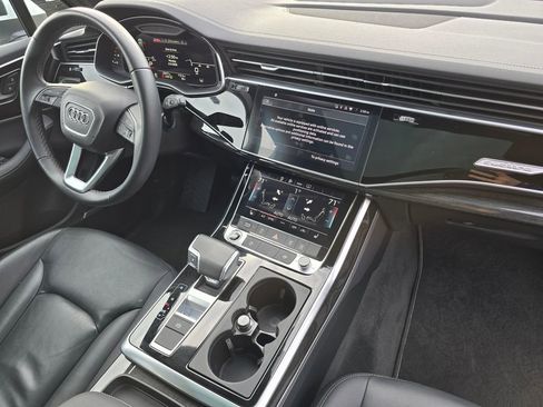 Used 2025 Audi Q7 3.0T Premium Plus image 10