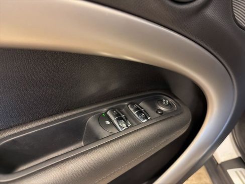 Used 2016 MINI Cooper Countryman Base image 26