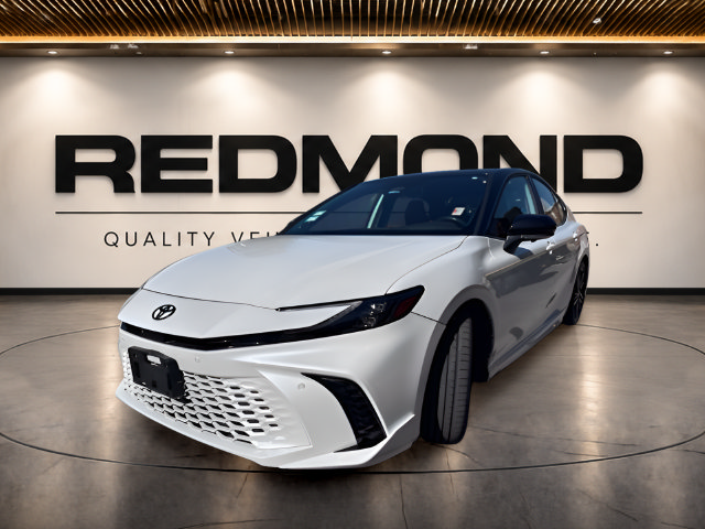 Used 2025 Toyota Camry XSE w/ Premium Plus Package AWD/4WD image 5