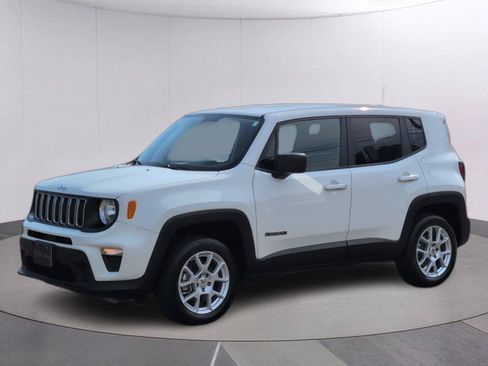 Used 2023 Jeep Renegade Latitude AWD/4WD image 1