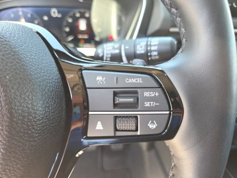 Certified 2023 Honda Pilot Elite image 35