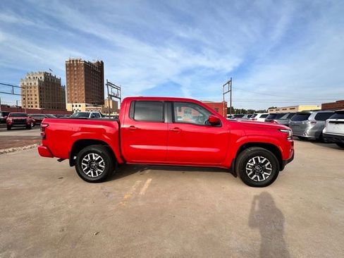 Certified 2024 Nissan Frontier SL w/ Technology Package image 4