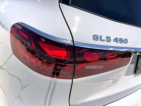New 2026 Mercedes-Benz GLS 450 4MATIC image 27