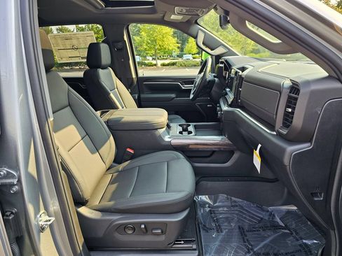 New 2026 Chevrolet Silverado 3500 LTZ w/ LTZ Plus Package AWD/4WD image 11