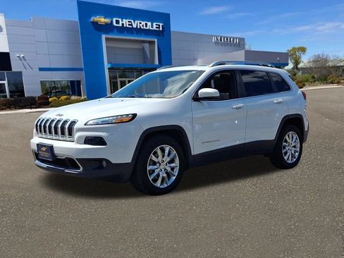 Used 2016 Jeep Cherokee Limited AWD/4WD image 32