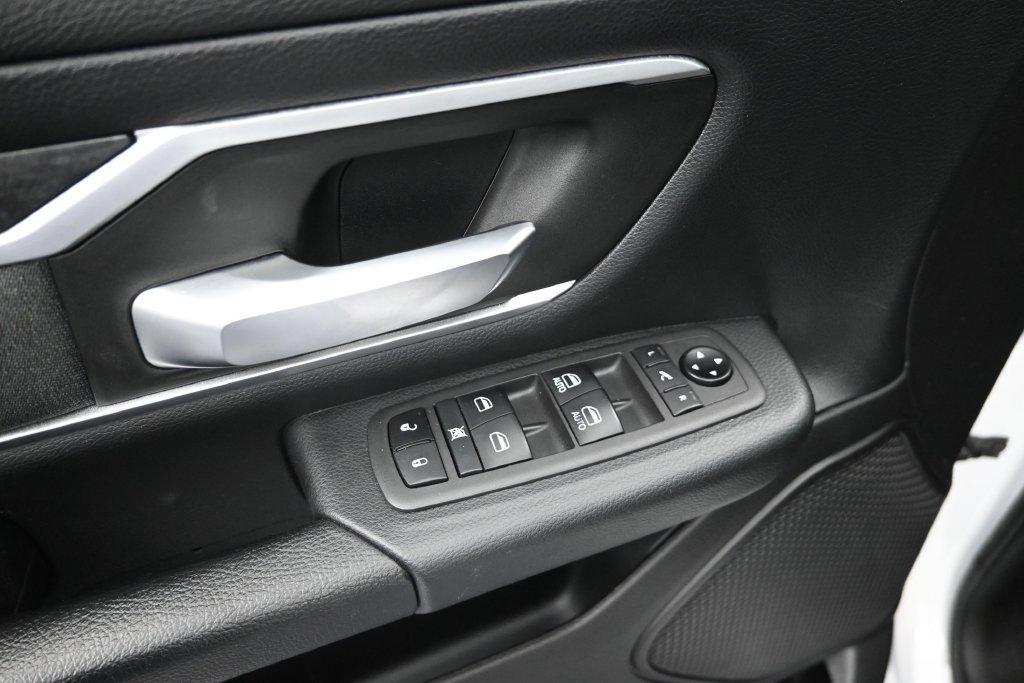 Used 2021 RAM 1500 Big Horn RWD image 10