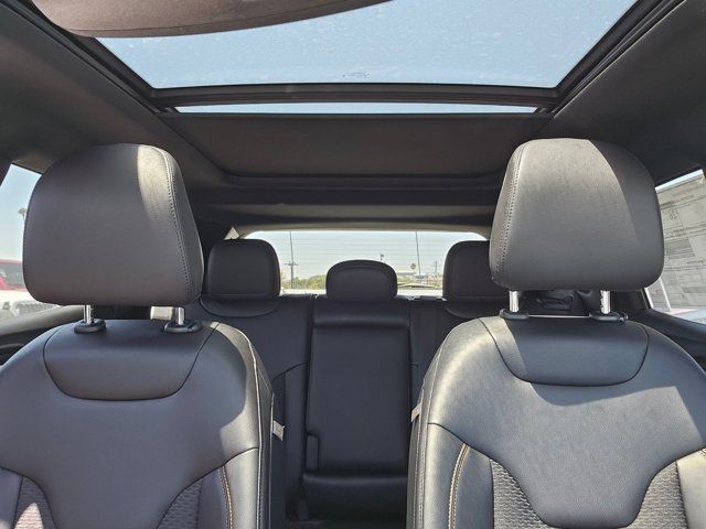 New 2026 Jeep Compass Latitude AWD/4WD image 30
