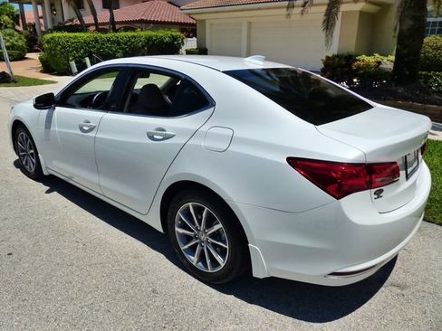 Used 2018 Acura TLX w/ Technology Package FWD image 8