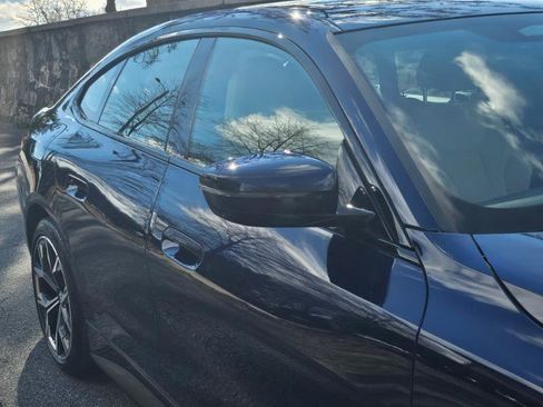 Used 2024 BMW i4 eDrive40 w/ M Sport Package image 18