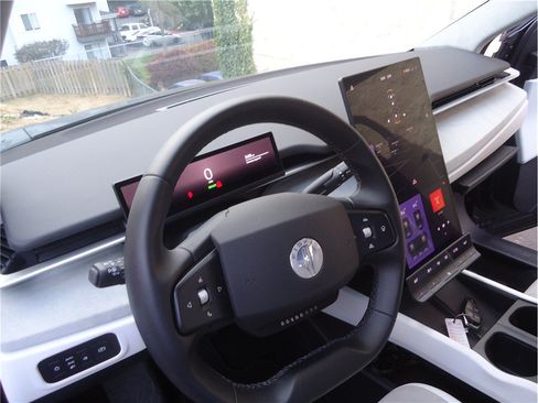 Used 2023 Fisker Ocean One AWD/4WD image 26