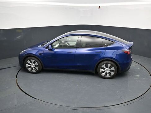 Used 2021 Tesla Model Y Long Range AWD/4WD image 30