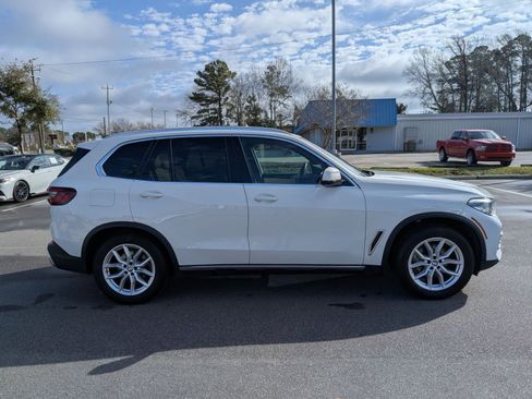 Used 2021 BMW X5 xDrive40i w/ Convenience Package image 2