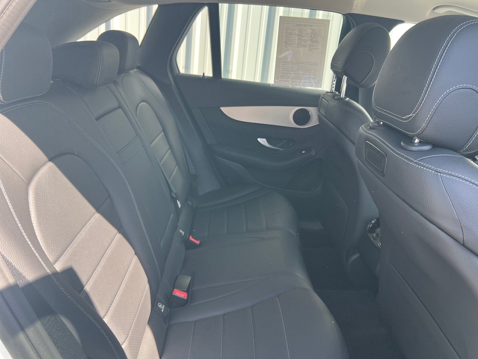 Used 2019 Mercedes-Benz GLC 300 4MATIC image 23