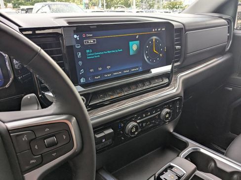 Used 2024 Chevrolet Silverado 1500 LTZ w/ LTZ Convenience Package II AWD/4WD image 24