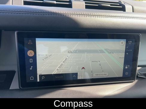 Used 2020 Land Rover Defender 110 HSE image 12