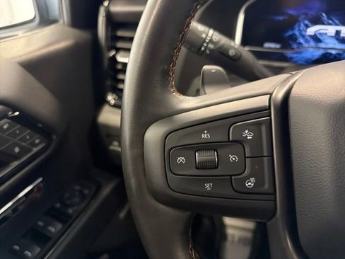Used 2024 GMC Sierra 1500 AT4 w/ Technology Package AWD/4WD image 34