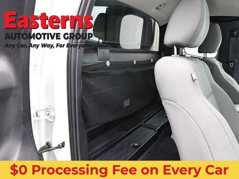 Used 2020 Toyota Tacoma SR RWD image 21