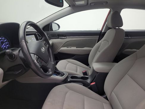 Used 2018 Hyundai Elantra Value Edition FWD image 17