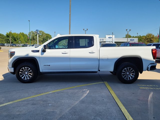 Used 2023 GMC Sierra 1500 AT4 w/ AT4 Premium Package AWD/4WD image 9