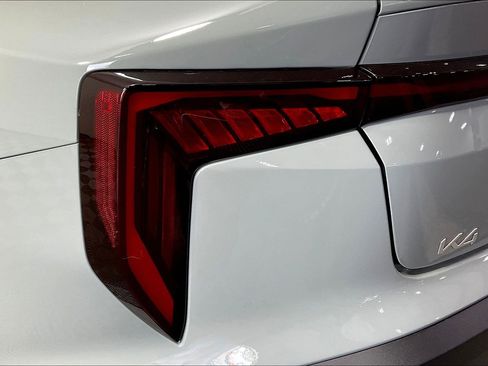 New 2026 Kia K4 LXS image 14