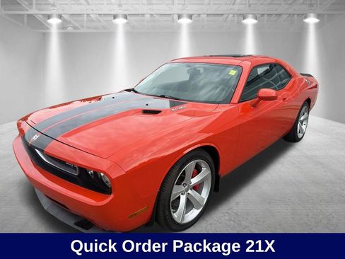 Used 2009 Dodge Challenger SRT8 w/ SRT Option Group II RWD image 2