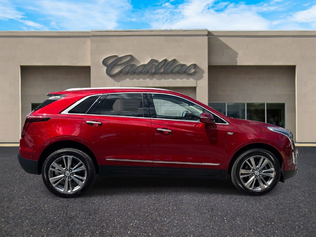 New 2026 Cadillac XT5 Premium Luxury FWD image 2