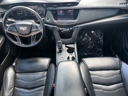 Used 2017 Cadillac XT5 Platinum