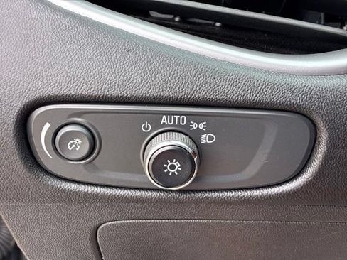 Used 2023 Chevrolet Malibu LS FWD image 31