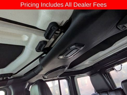 Used 2021 Jeep Wrangler Unlimited Rubicon AWD/4WD image 21