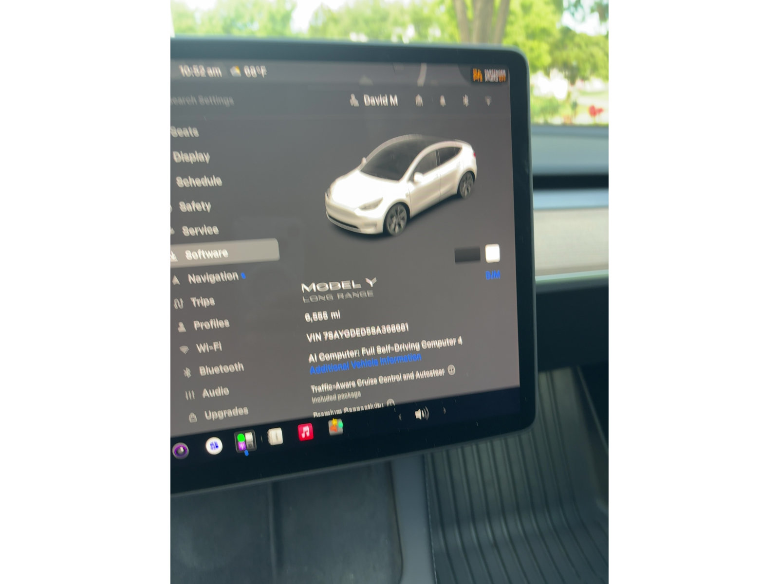 Used 2025 Tesla Model Y Long Range RWD image 7