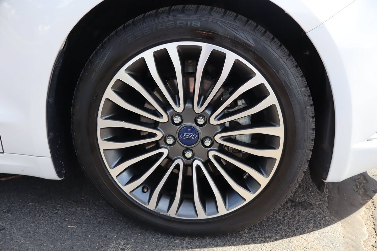 Used 2017 Ford Fusion Titanium FWD image 45