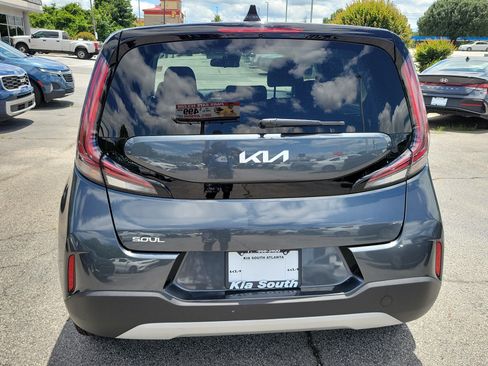 Certified 2025 Kia Soul LX FWD image 5