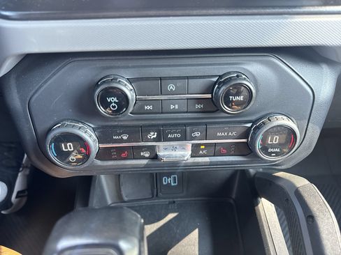 Used 2023 Ford Bronco Big Bend AWD/4WD image 19