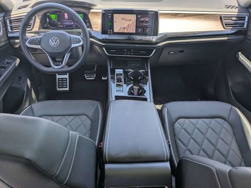 Certified 2026 Volkswagen Atlas SEL Premium R-Line AWD/4WD image 2