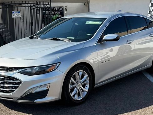 Used 2020 Chevrolet Malibu LT FWD image 1