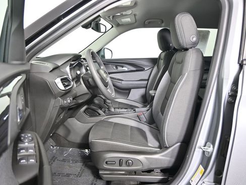Used 2023 Chevrolet TrailBlazer LT w/ Convenience Package image 20