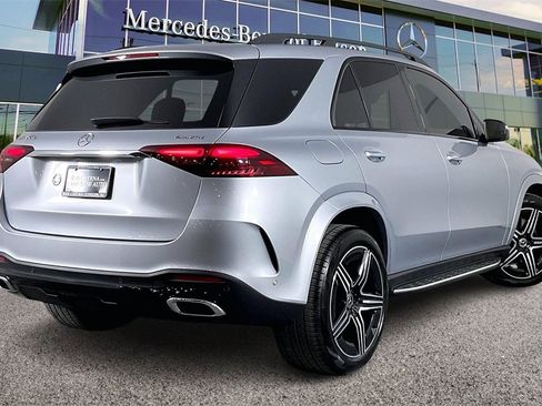 Certified 2025 Mercedes-Benz GLE 450e 4MATIC image 10