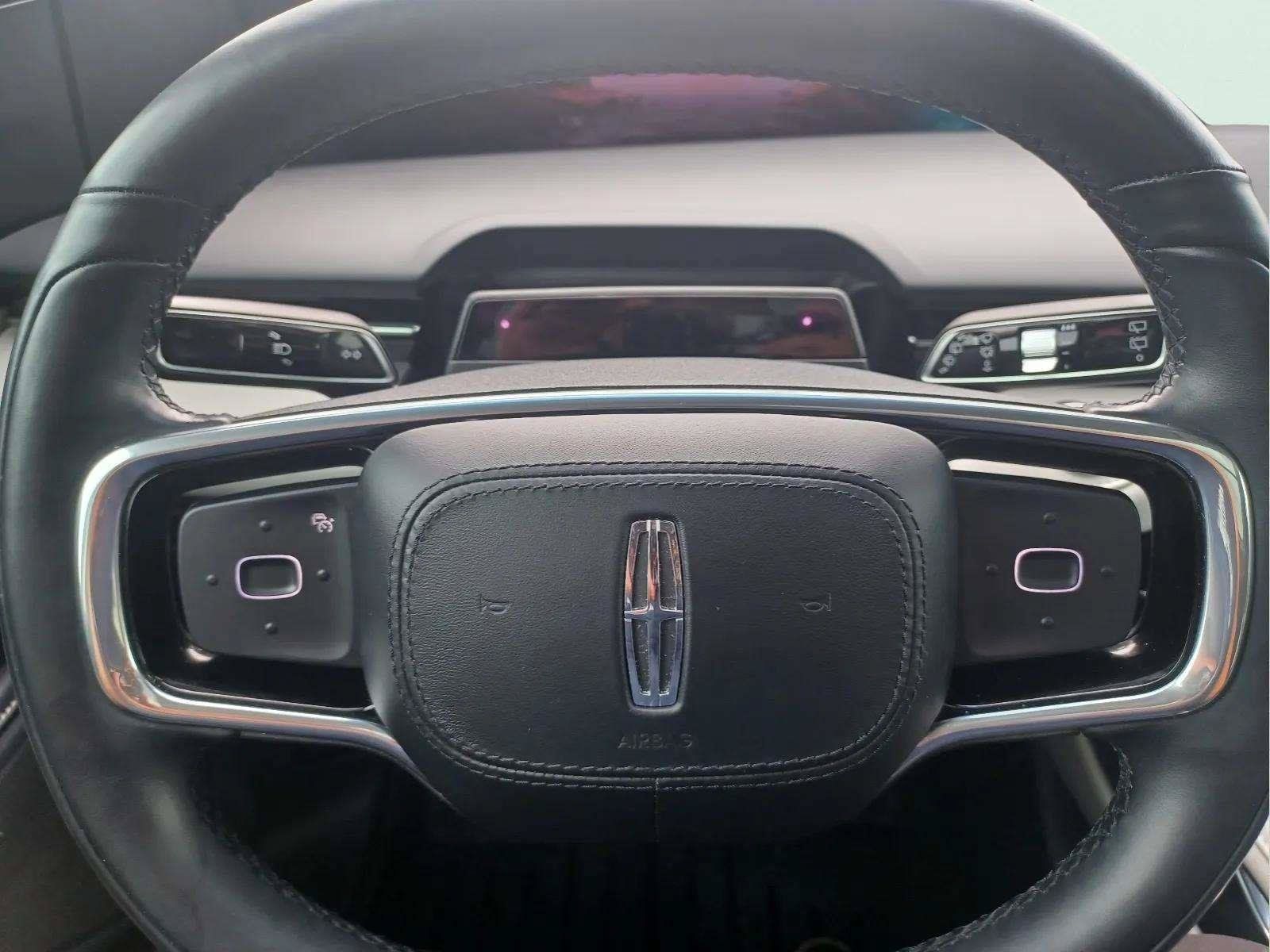 Used 2024 Lincoln Nautilus Premier w/ Equipment Group 102A AWD/4WD image 19