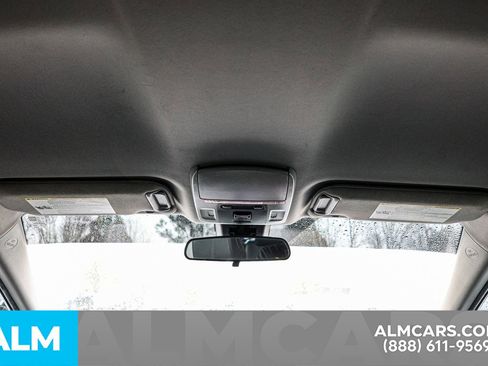 Used 2022 Toyota Camry SE image 44