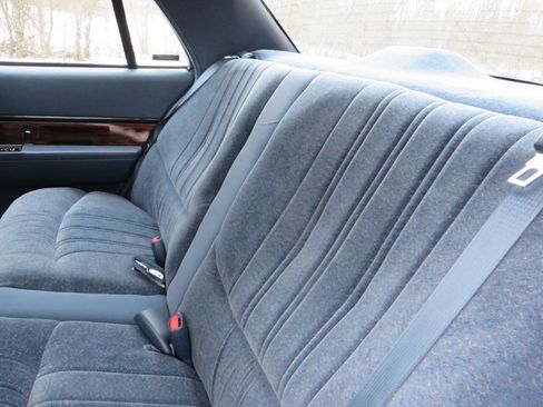 Used 1998 Buick Le Sabre Custom w/ Headliner Lighting Pkg image 12